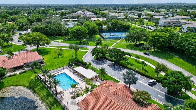 Building Photo - 8410 Brussels Way