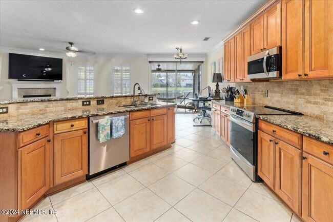 Building Photo - 1687 Majestic View Ln