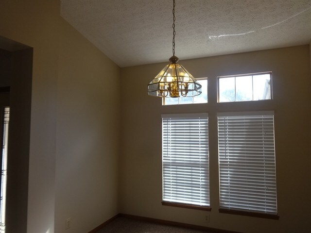 Building Photo - 945 Dianthus Ct