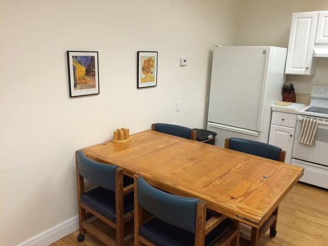 Building Photo - 5771 Bur Oaks Ln