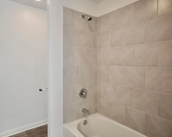 Building Photo - Spacious & Elegant One-Story Living in Stonebridge Crossing
