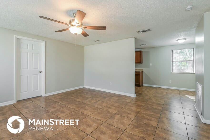 Building Photo - 7312 Sharbeth Dr S