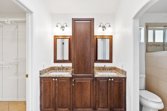 Building Photo - 8080 N Tackroom Ln