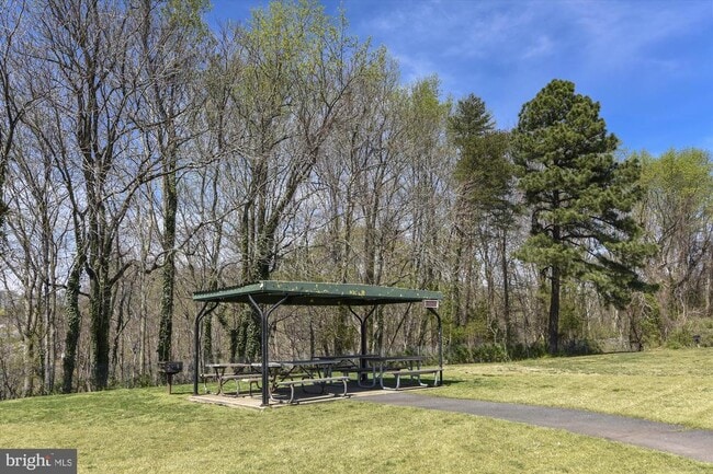 Building Photo - 3608 Felmore Ct