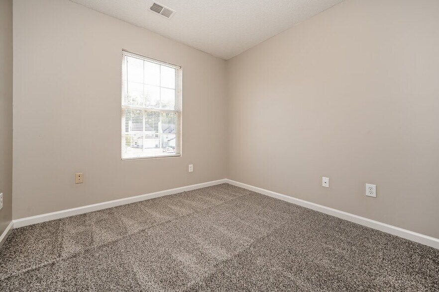 Building Photo - 4511 Heritage Pkwy