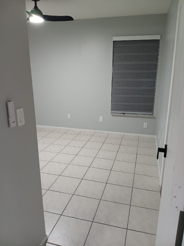 Building Photo - 2507 Matena Ave S