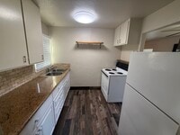 Building Photo - 539 Terminal Ave