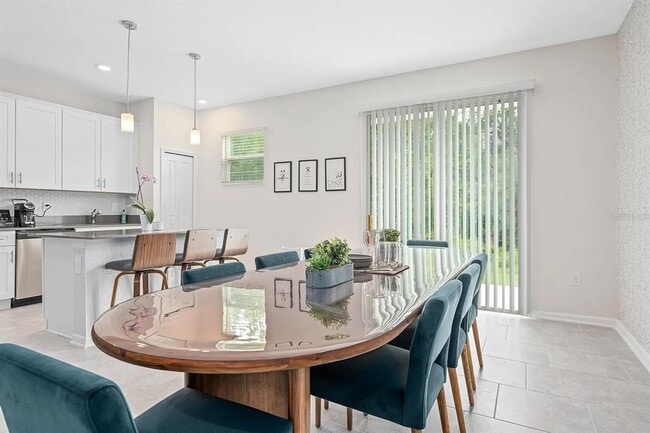 Building Photo - 7456 Stone Crk Trl