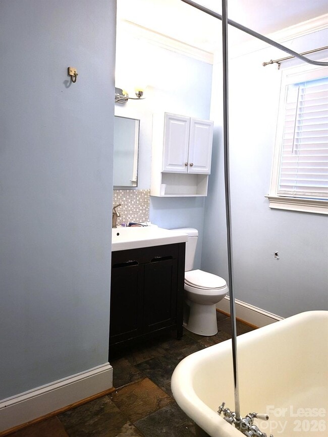 Building Photo - 4229 Hiddenbrook Dr