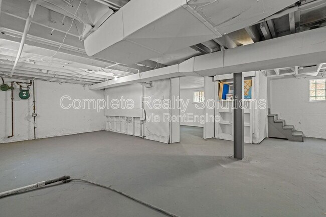 Building Photo - 40 S Hartnett Ave