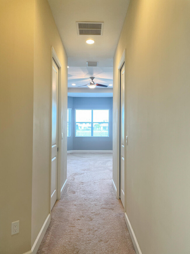 Building Photo - 15995 Whippoorwill Cir