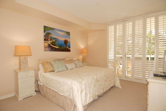 Building Photo - 3200 N Ocean Blvd