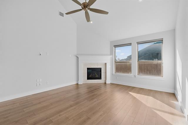 Building Photo - 769 Meandering Ln