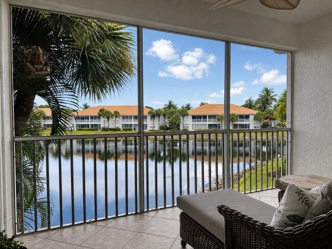 Building Photo - Beautifully furnished 2-bedroom and den, 2-bath in Sterlling Oak