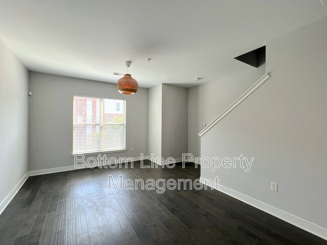 Building Photo - 841 Seigle Point Dr