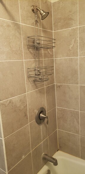 Building Photo - 704 S 3rd St