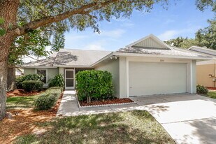 Building Photo - 2024 Shadow Pine Dr