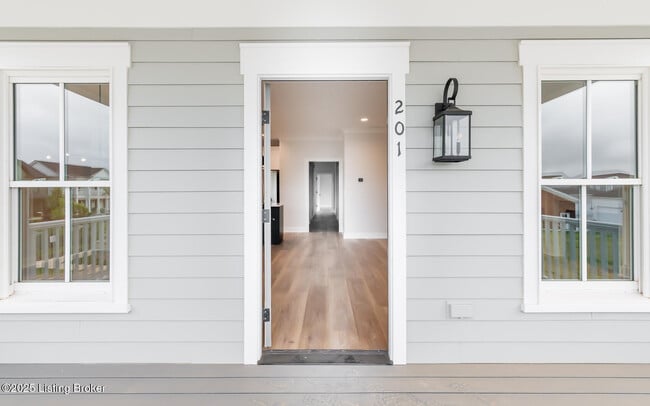 Building Photo - 6100 Passionflower Dr
