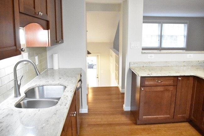 Building Photo - Fantastic Fredericksburg Home In Devonne Woods!