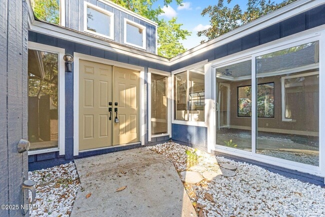 Building Photo - 2460 Cypress Springs Rd