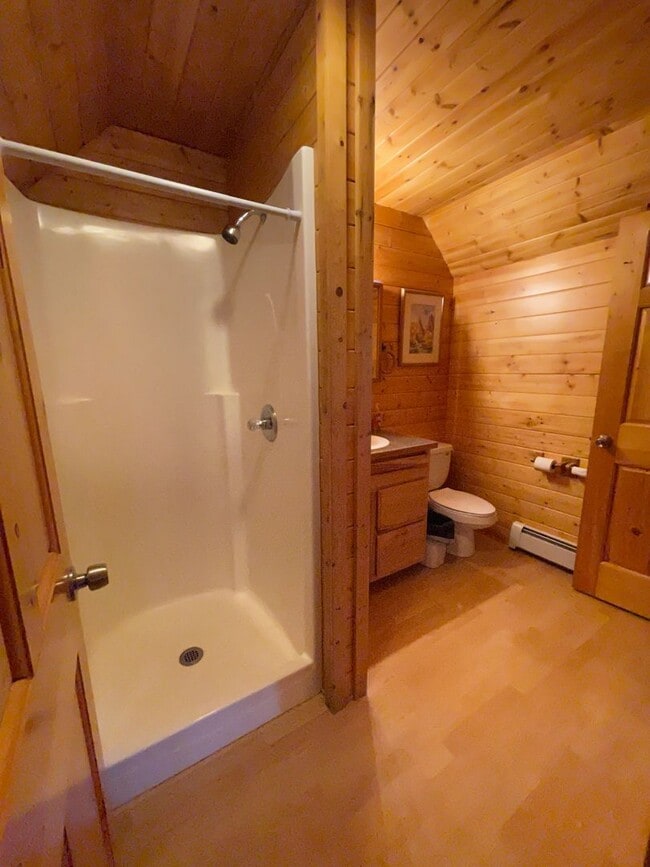 Building Photo - 1350 Angler Dr