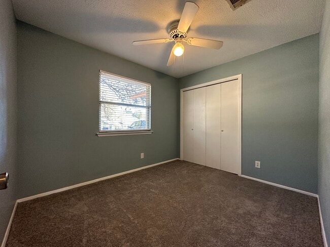 Building Photo - 7306 Broken Arrow Ln