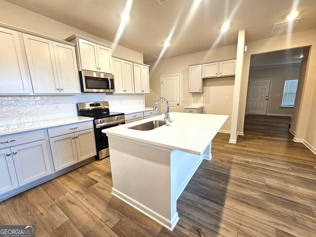 Building Photo - 16 Russet Wy