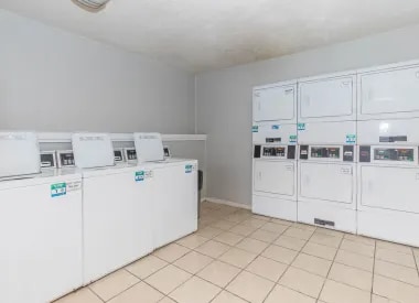 Building Photo - 4848 Goldfield Dr