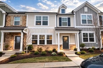 Building Photo - 233 Parker Sta Ave