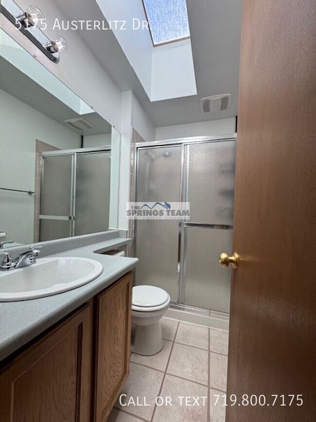 Building Photo - 5175 Austerlitz Dr