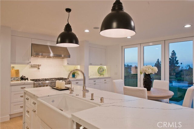 Building Photo - 16449 Tudor Dr