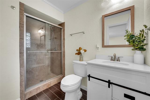 Building Photo - 2605 Natalie Dr