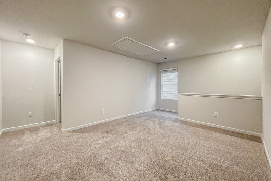 Building Photo - 101 Hamilton Pointe Dr