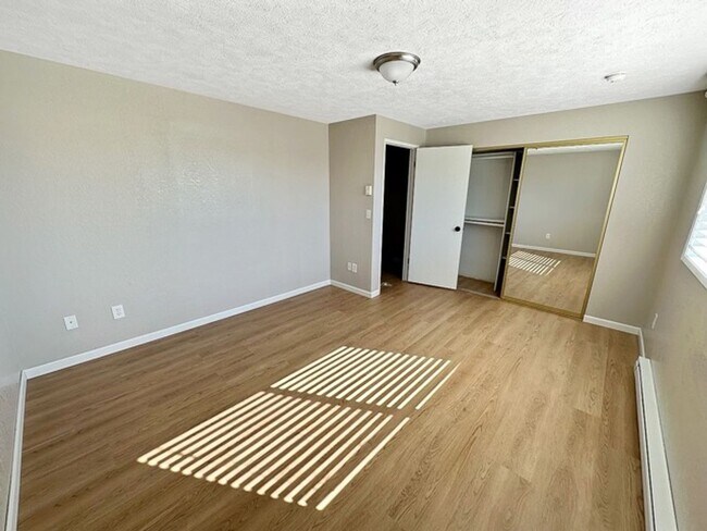 Building Photo - Cheney Condo