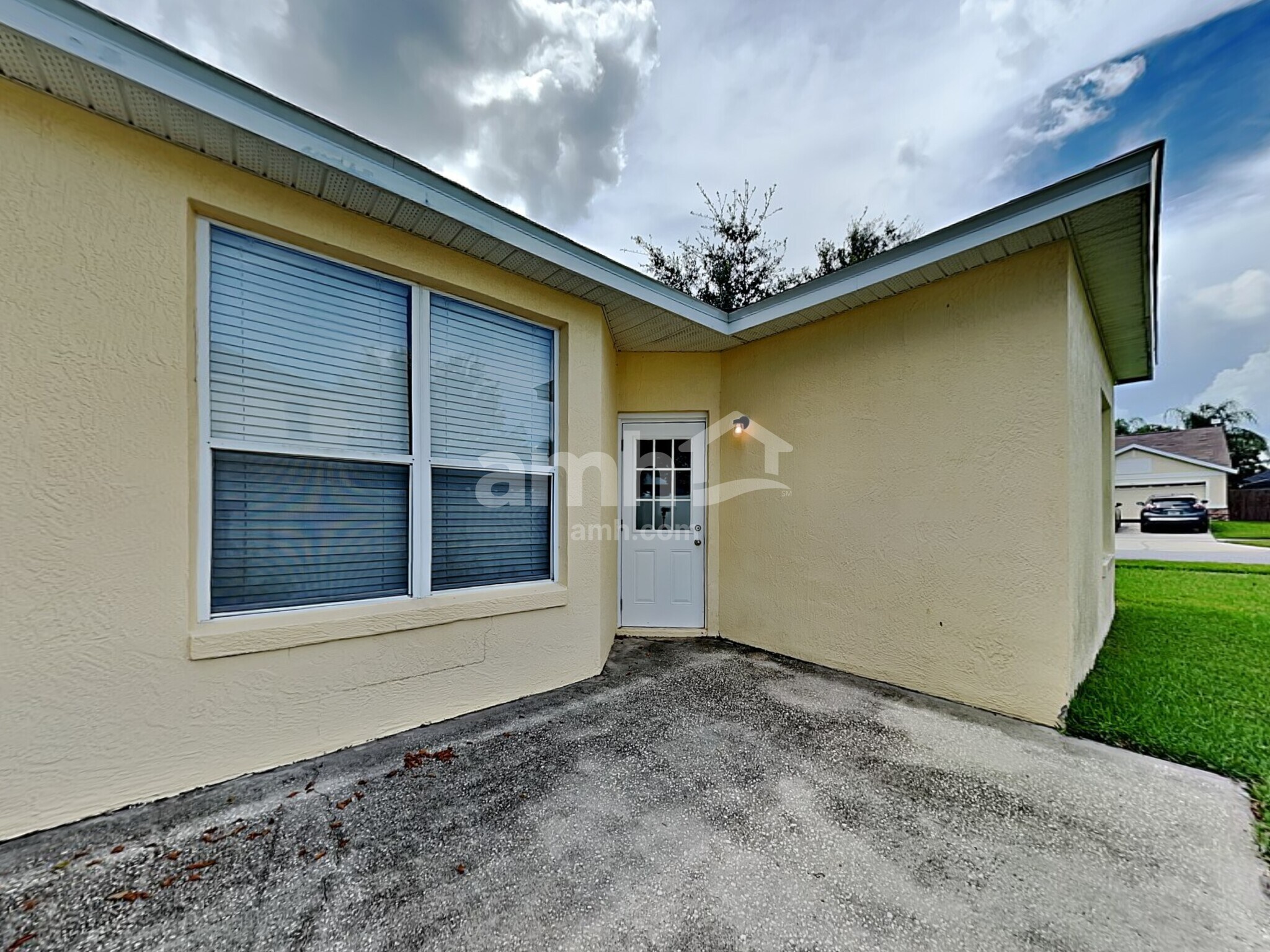 Building Photo - 239 Traditions Dr