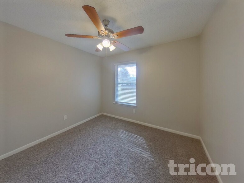 Building Photo - 2674 Steppington St