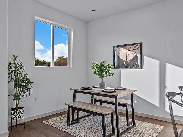 Building Photo - 2786 Caspian Wy