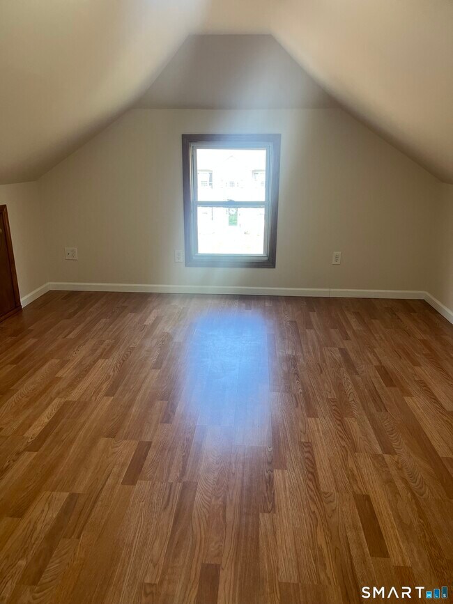 Building Photo - 2101 Scott Rd