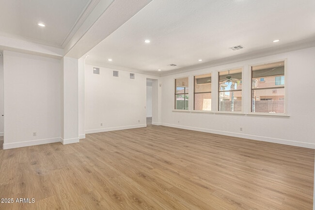 Building Photo - 3771 E Leo Pl