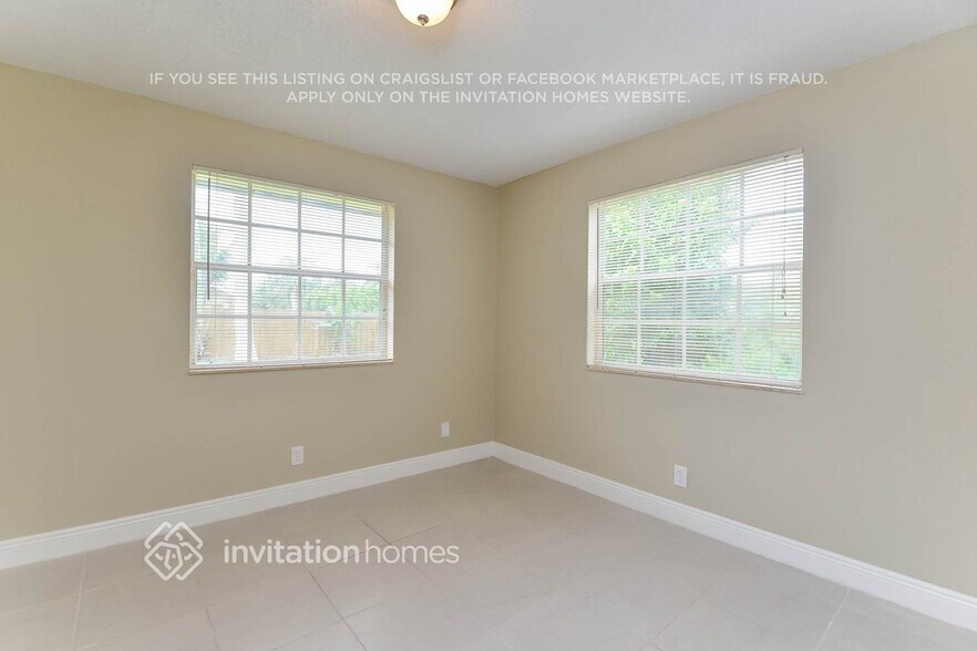Building Photo - 12900 SW 191st Terrace