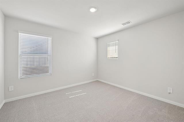 Building Photo - 717 Leavenworth Dr