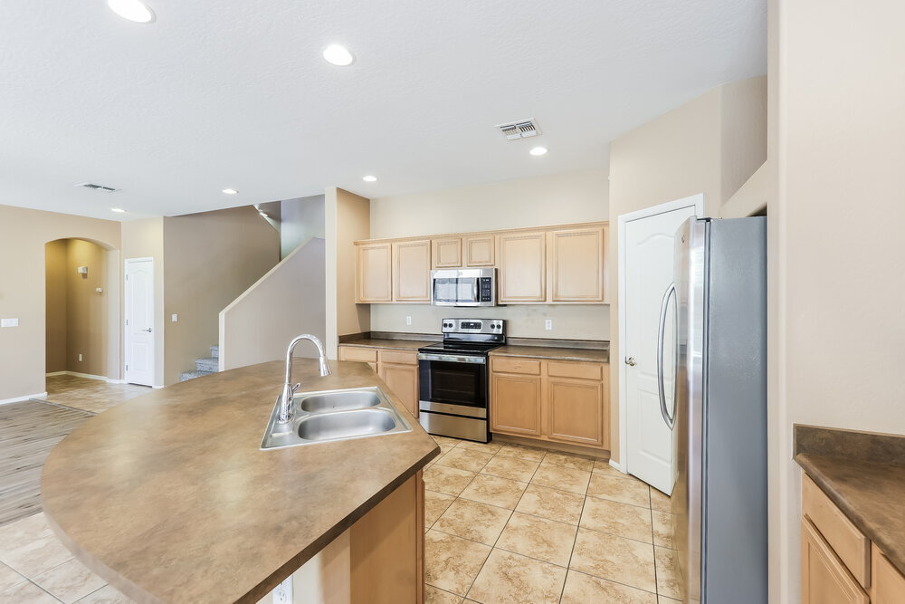 Building Photo - 10574 W Salter Dr