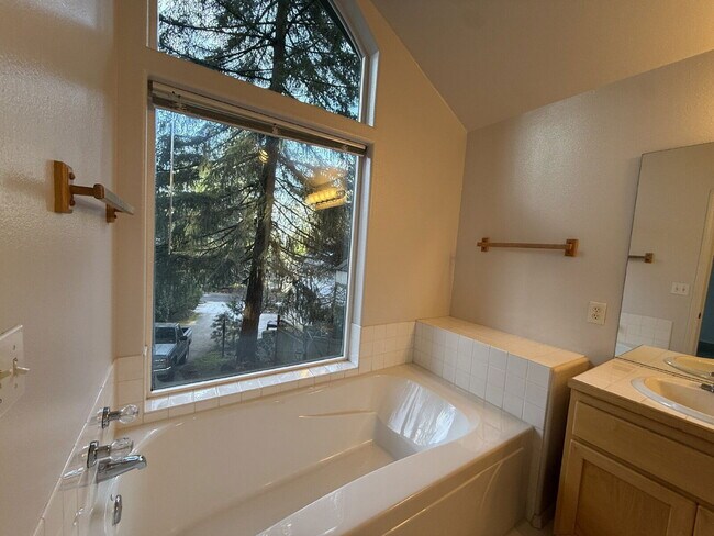 Building Photo - 3834 Brighton Ave