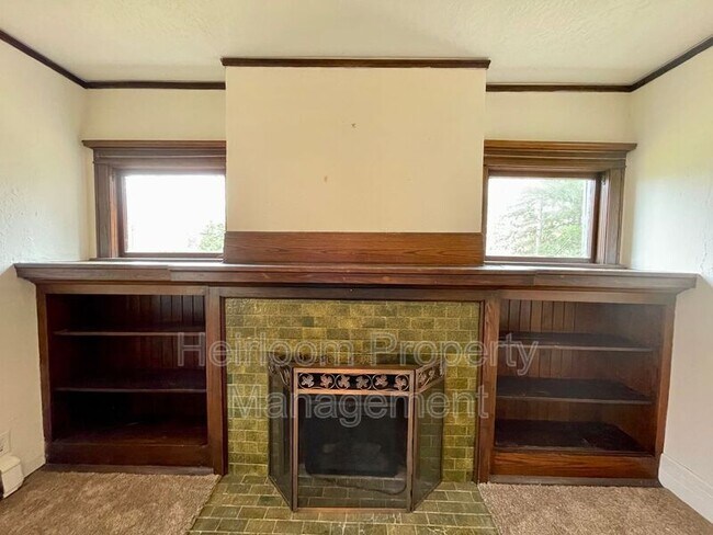 Building Photo - 5348 London Rd