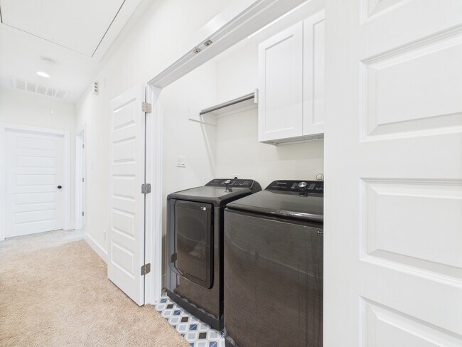 Building Photo - 4306 Idaho St