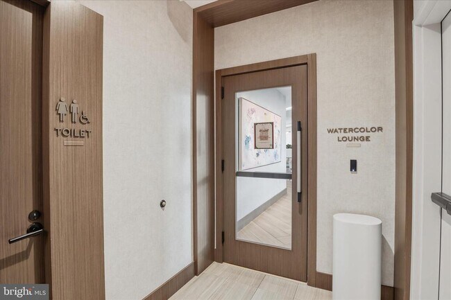 Building Photo - 1201 N Royal St