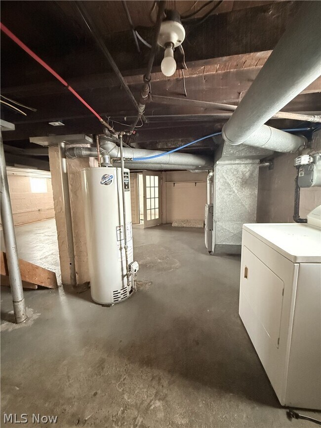 Building Photo - 1253 California Ave