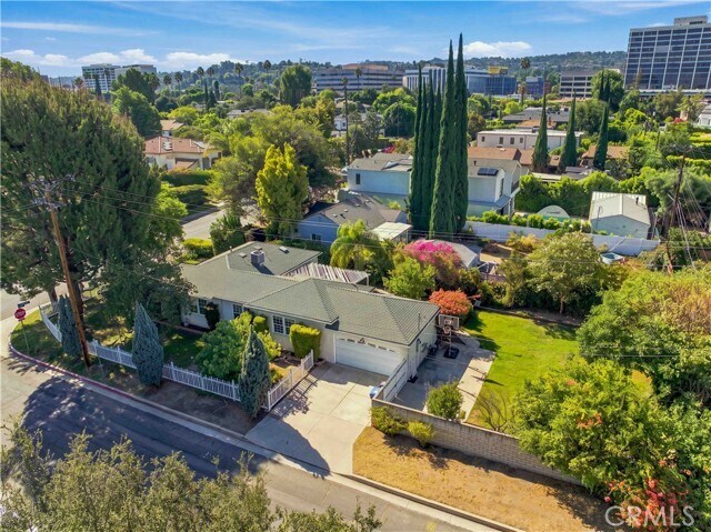 Building Photo - 5017 Rubio Ave