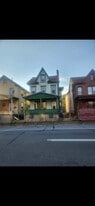 Building Photo - 2020 7th Ave