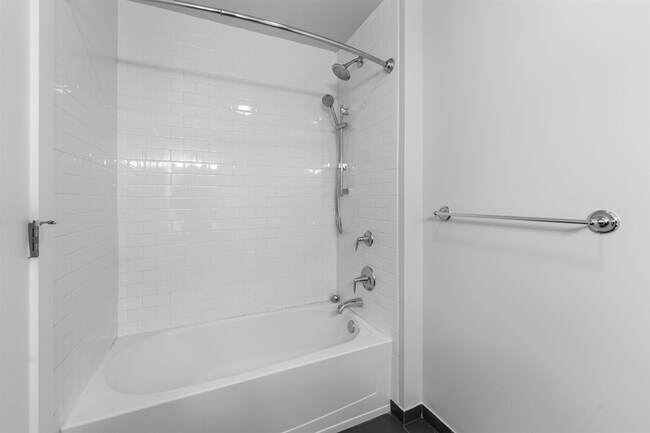 Building Photo - 1040 John F. Kennedy Blvd